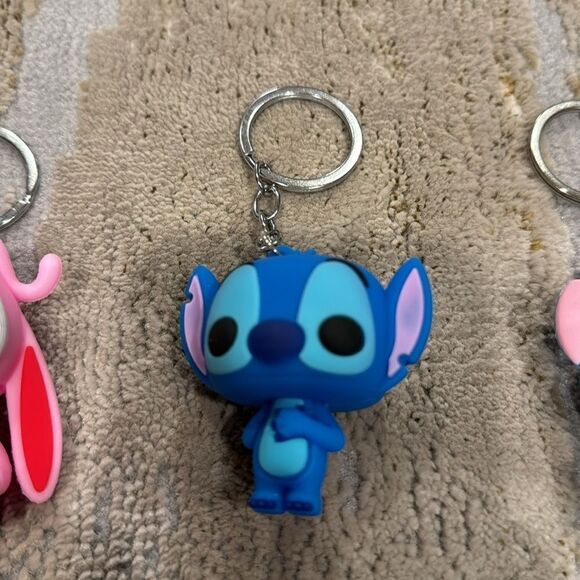 6x 3D Solid Rubber Cartoon Collectible Lilo & Stitch Figures keychains lot - Picture 3 of 8